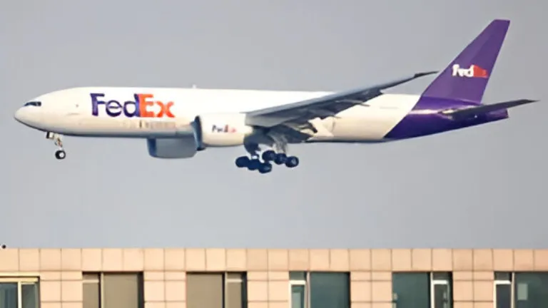 Can FedEx Planes Still Fly After an Engine Fire in 2025?